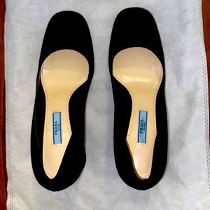 NEW Prada Black Suede Block Heel - size 6.5 never worn retail return